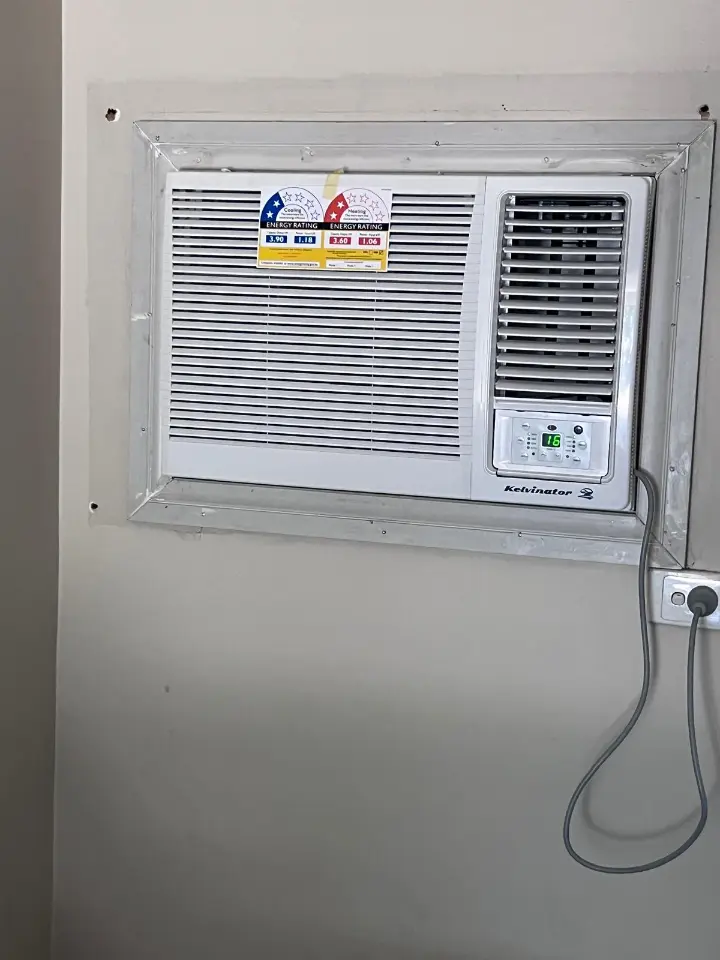 Room air conditioning installation